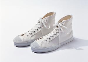 夏の必需品！高機能でおしゃれな折りたたみ日傘の選び方ガイド